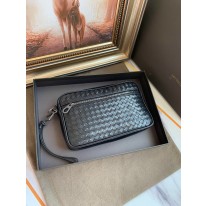 보테가베네타 태소가죽 클러치백