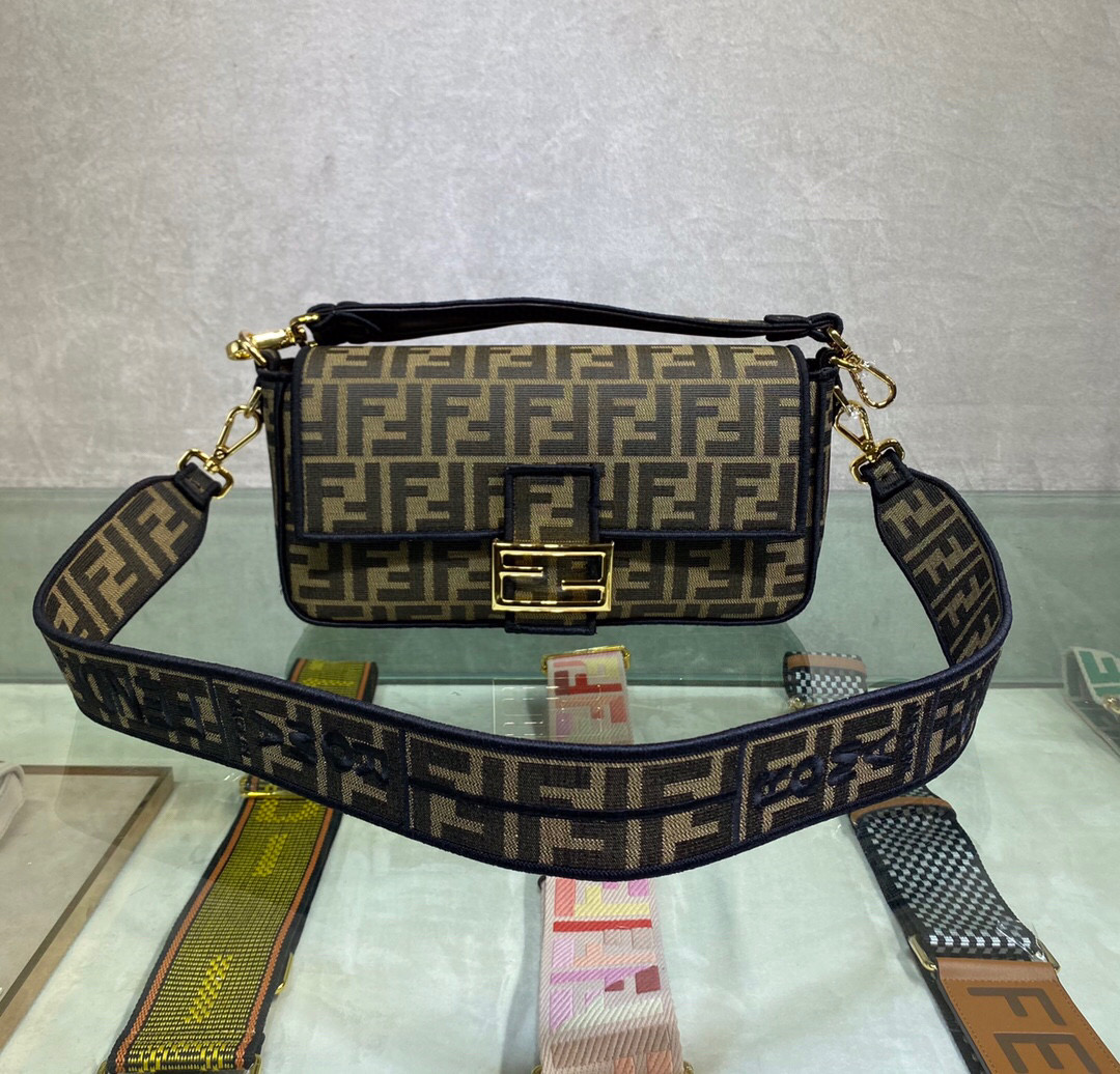 펜디 여자 가방