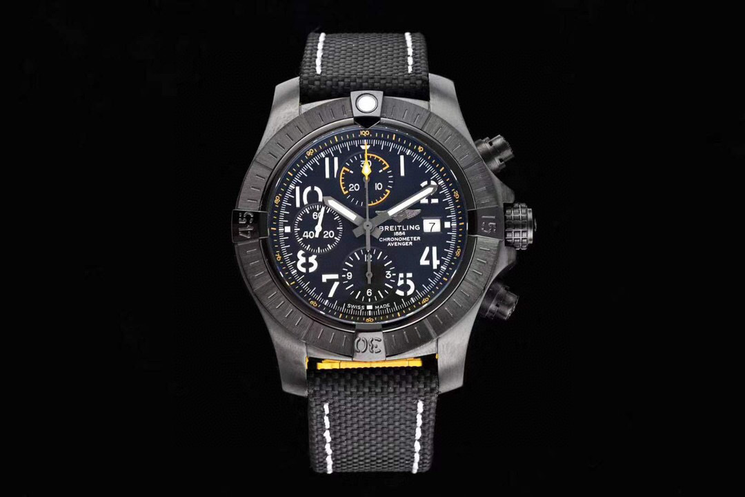 브라이틀링 TF공장 남자 미러급 시계