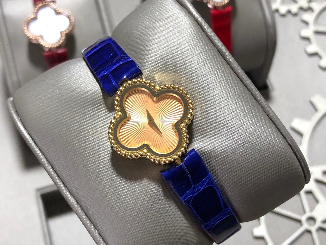 반클리프앤아펠 V&A 공장 여자 미러급 시계