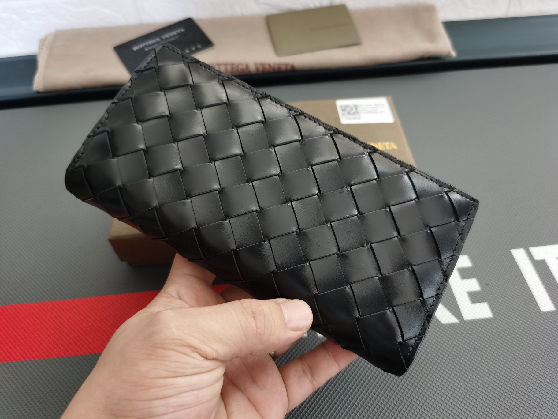 보테가베네타  남자 장지갑