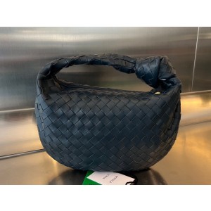 보테가베네타 여자가방 미듐  690225