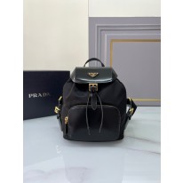 프라다 백팩