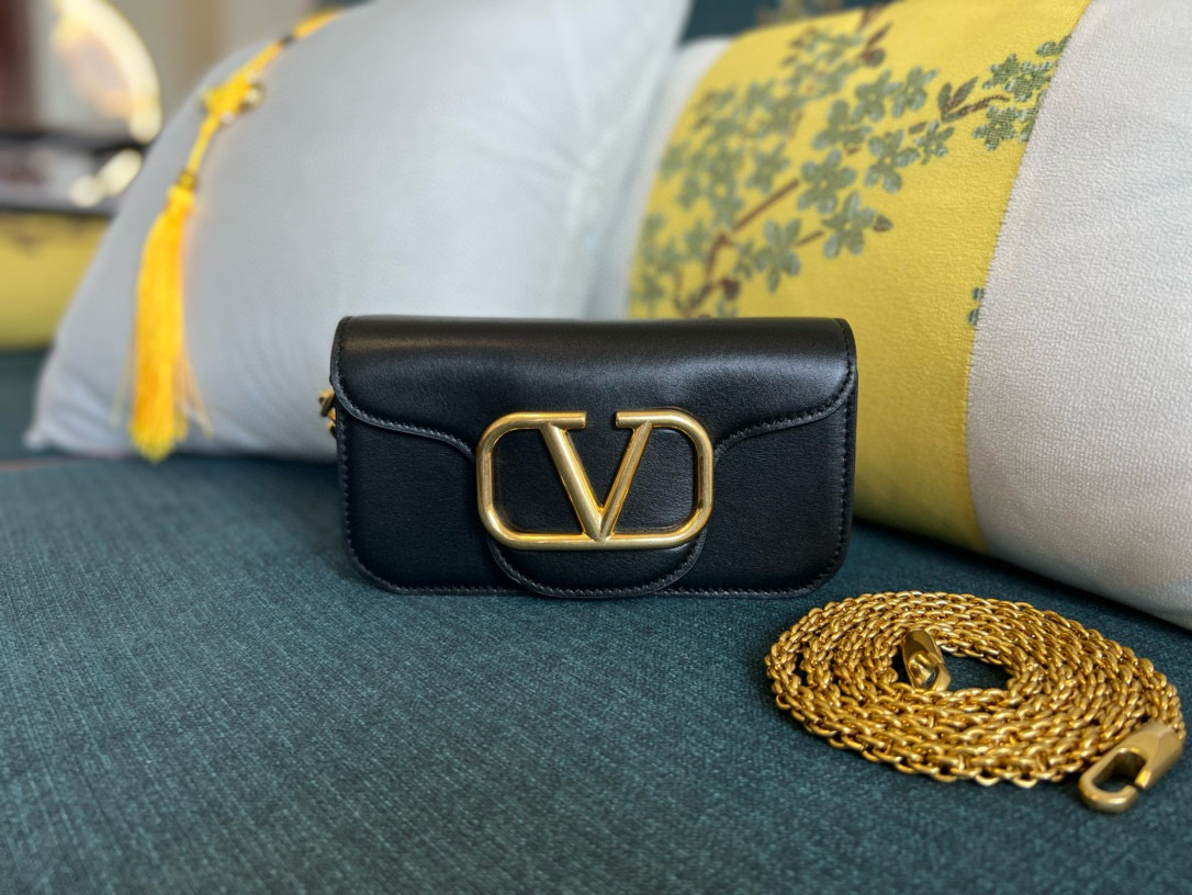 발렌티노 가라바니 여자가방 스몰 2030