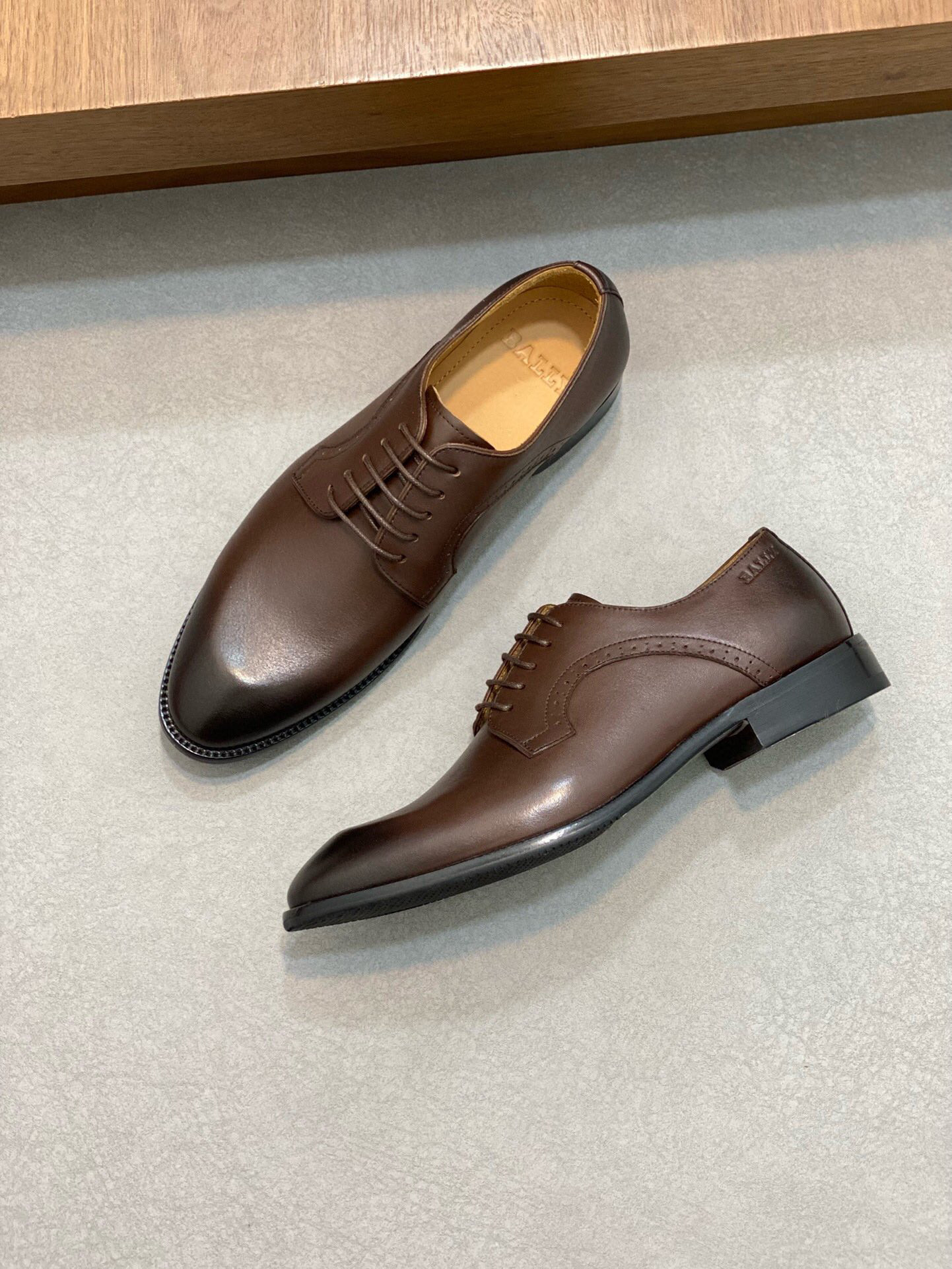 발리 남자 구두