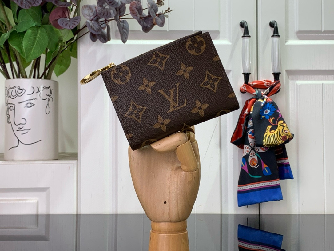 루이비통 여자 반지갑 M83605