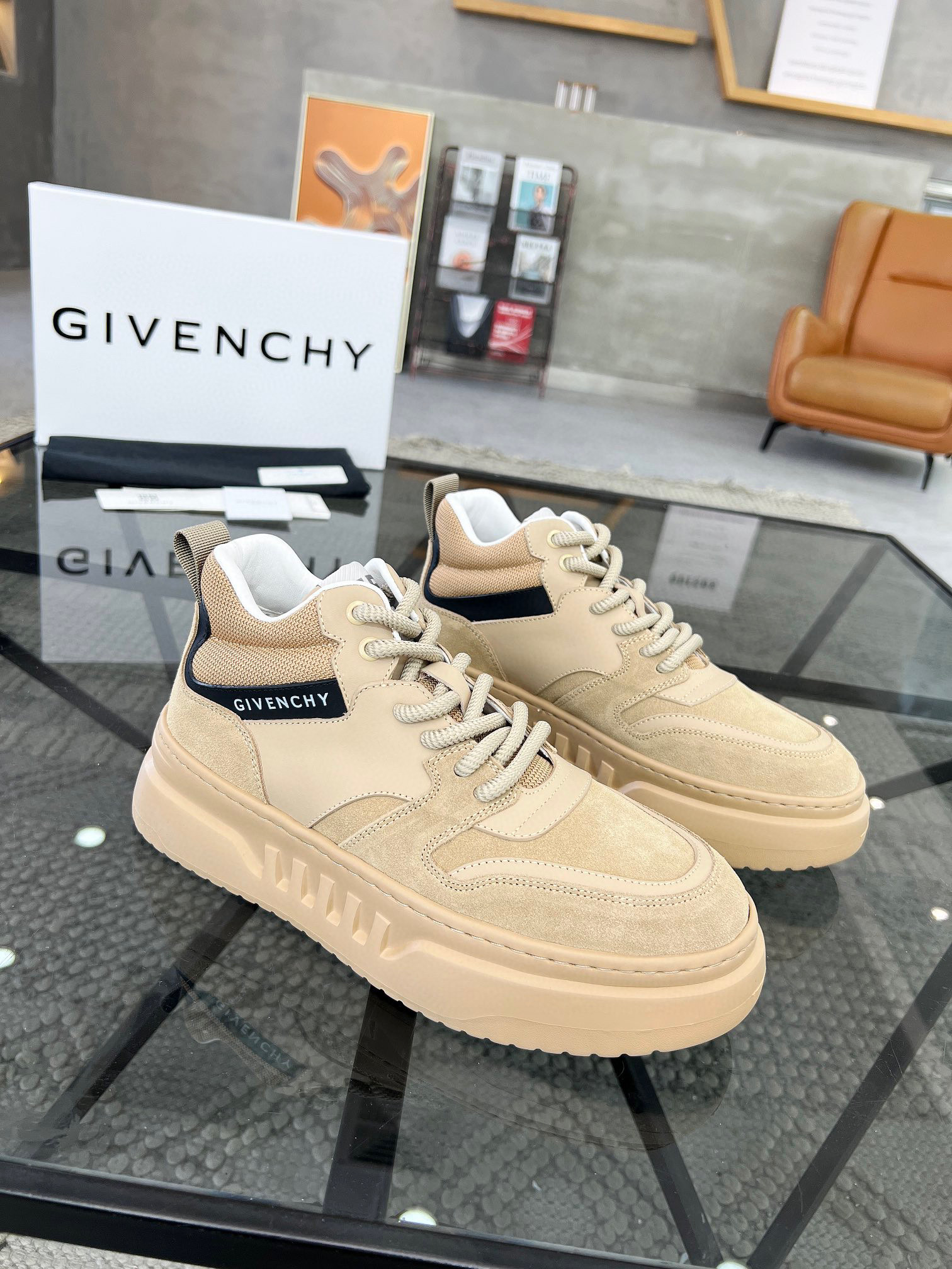 지방시 남자 부츠