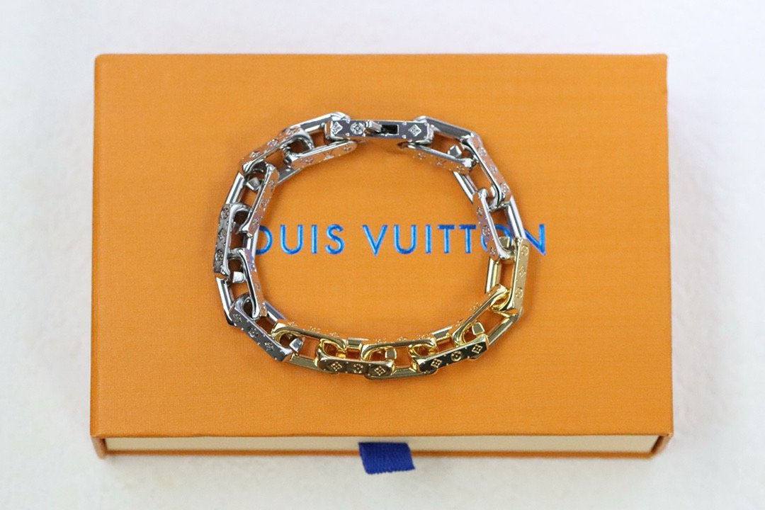 루이비통 팔찌