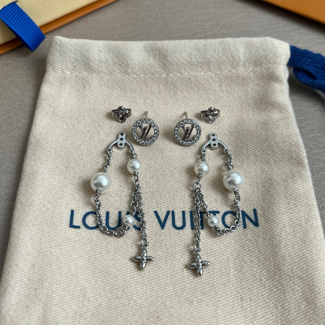 루이비통 귀걸이