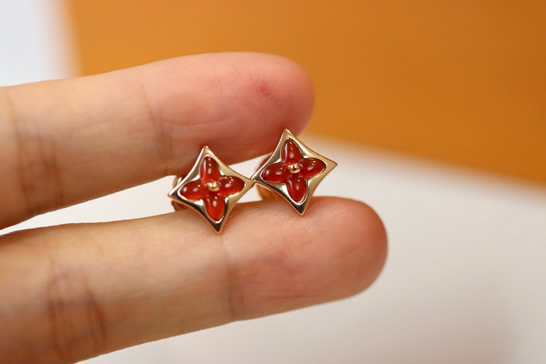 루이비통 귀걸이