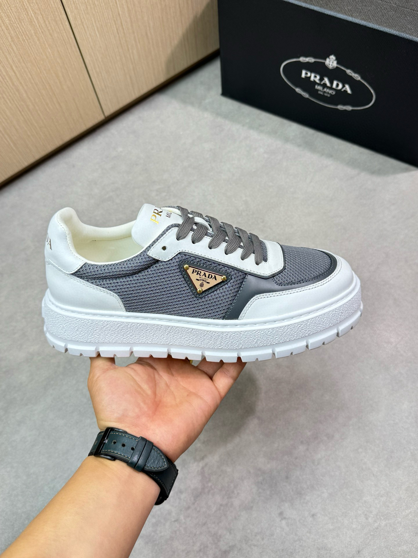 프라다 남자 스니커즈 신발 운동화