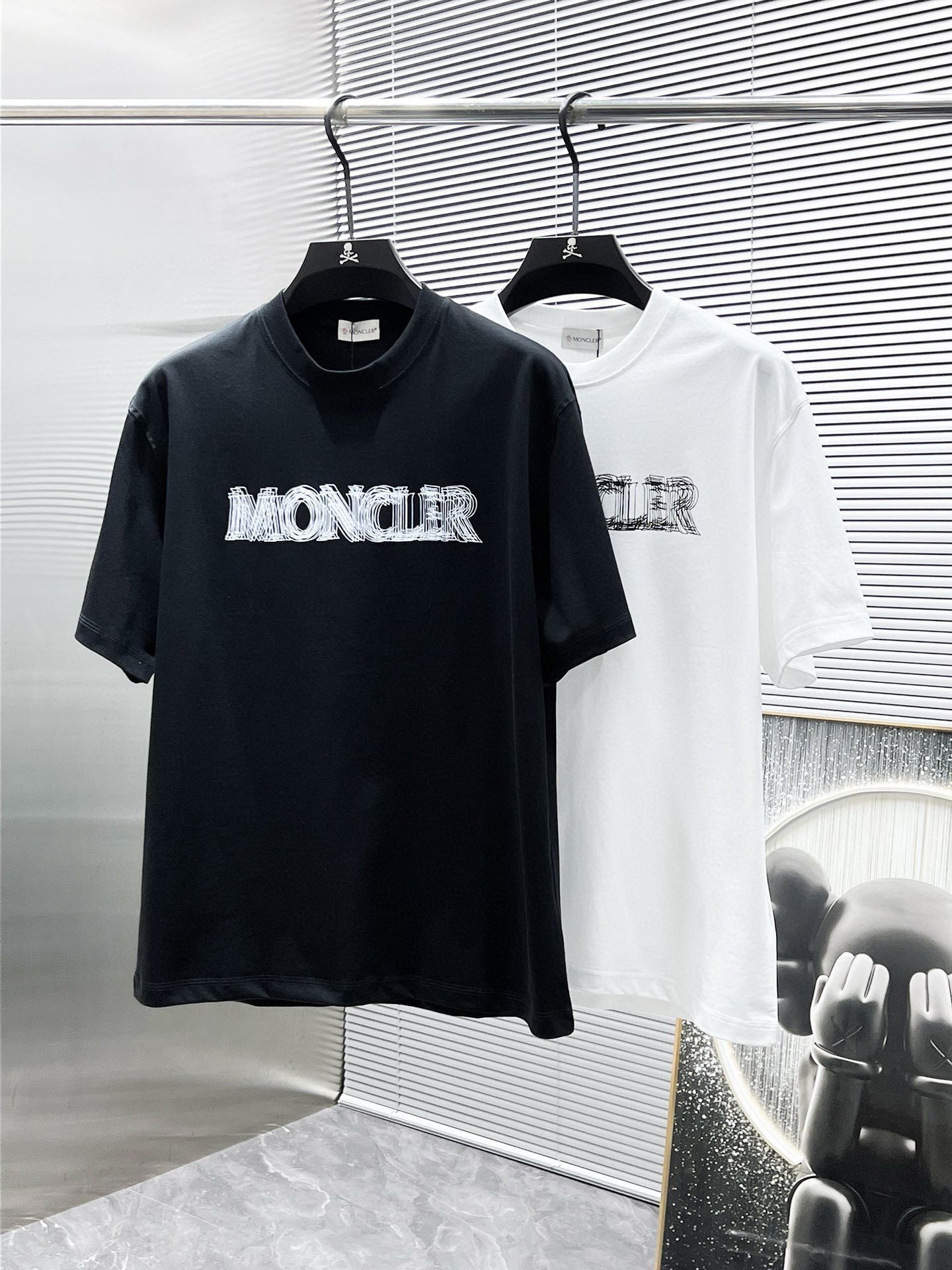 몽*** 남자 반팔티 2컬러