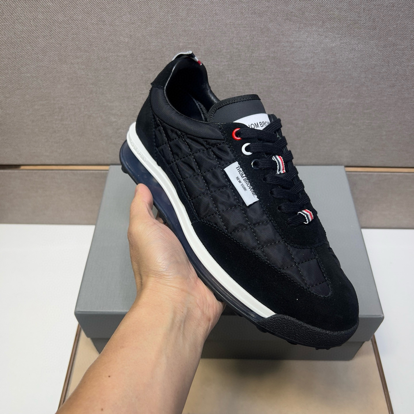 톰브라운 남자 신발 운동화 스니커즈