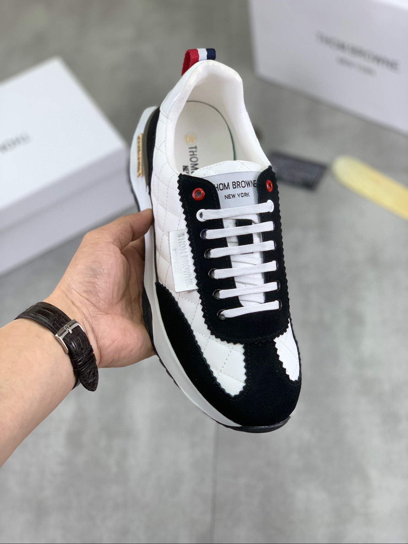 톰브라운 남자 신발 운동화 스니커즈