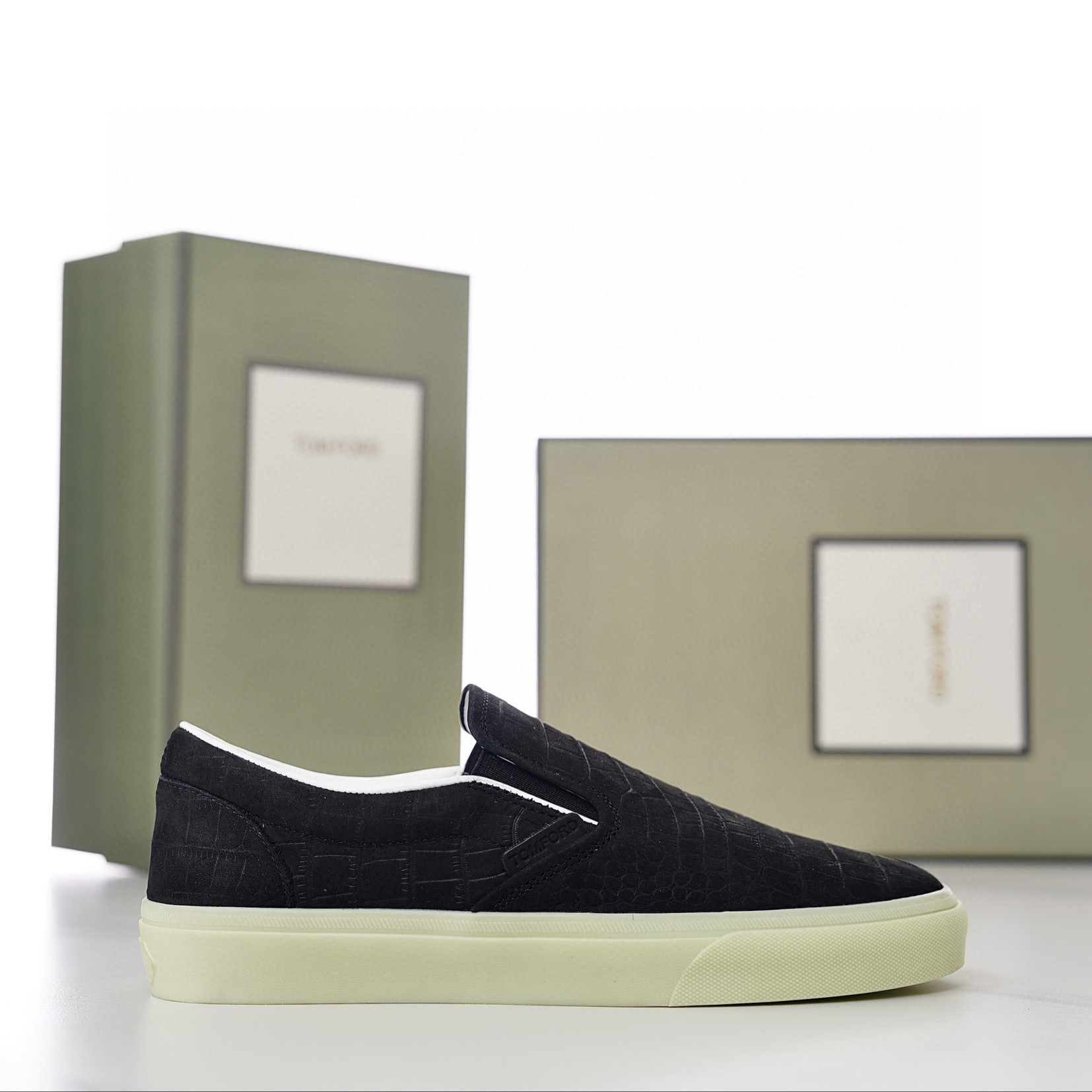 톰브라운 남자 신발 운동화 스니커즈