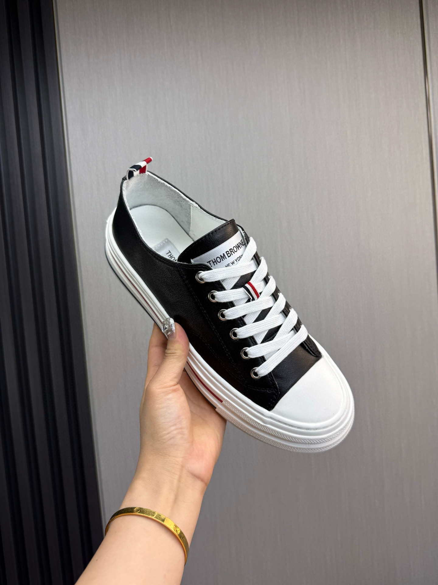 톰브라운 남자 신발 운동화 스니커즈