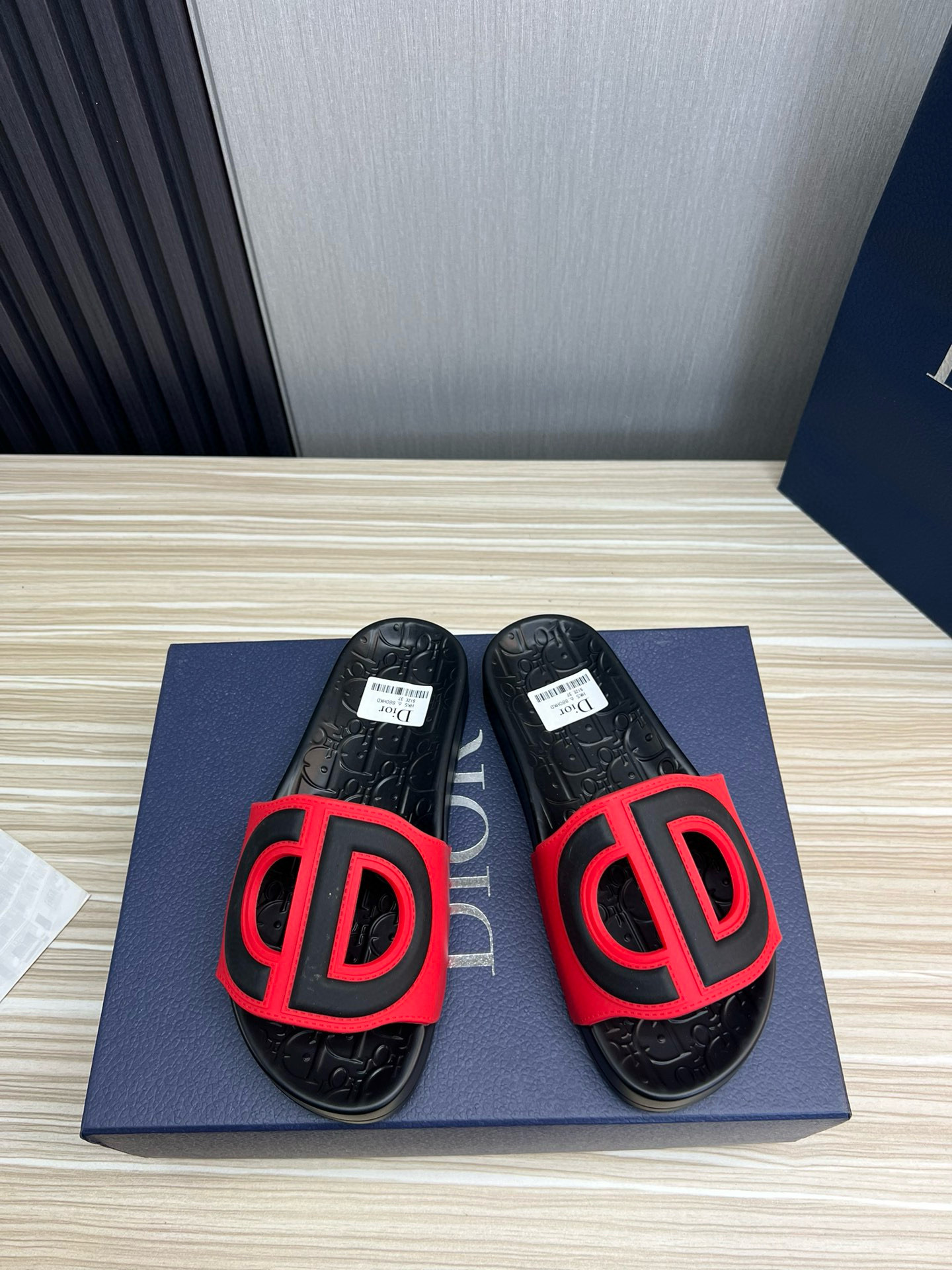 디올 남자 슬리퍼