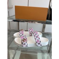 루이비통 남여 공용 슬리퍼