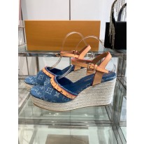 루이비통 여자 샌들 8.5cm