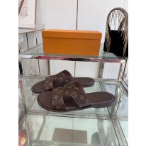 루이비통 남여 공용 슬리퍼