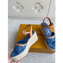 루이비통 여자 샌들 7.5cm