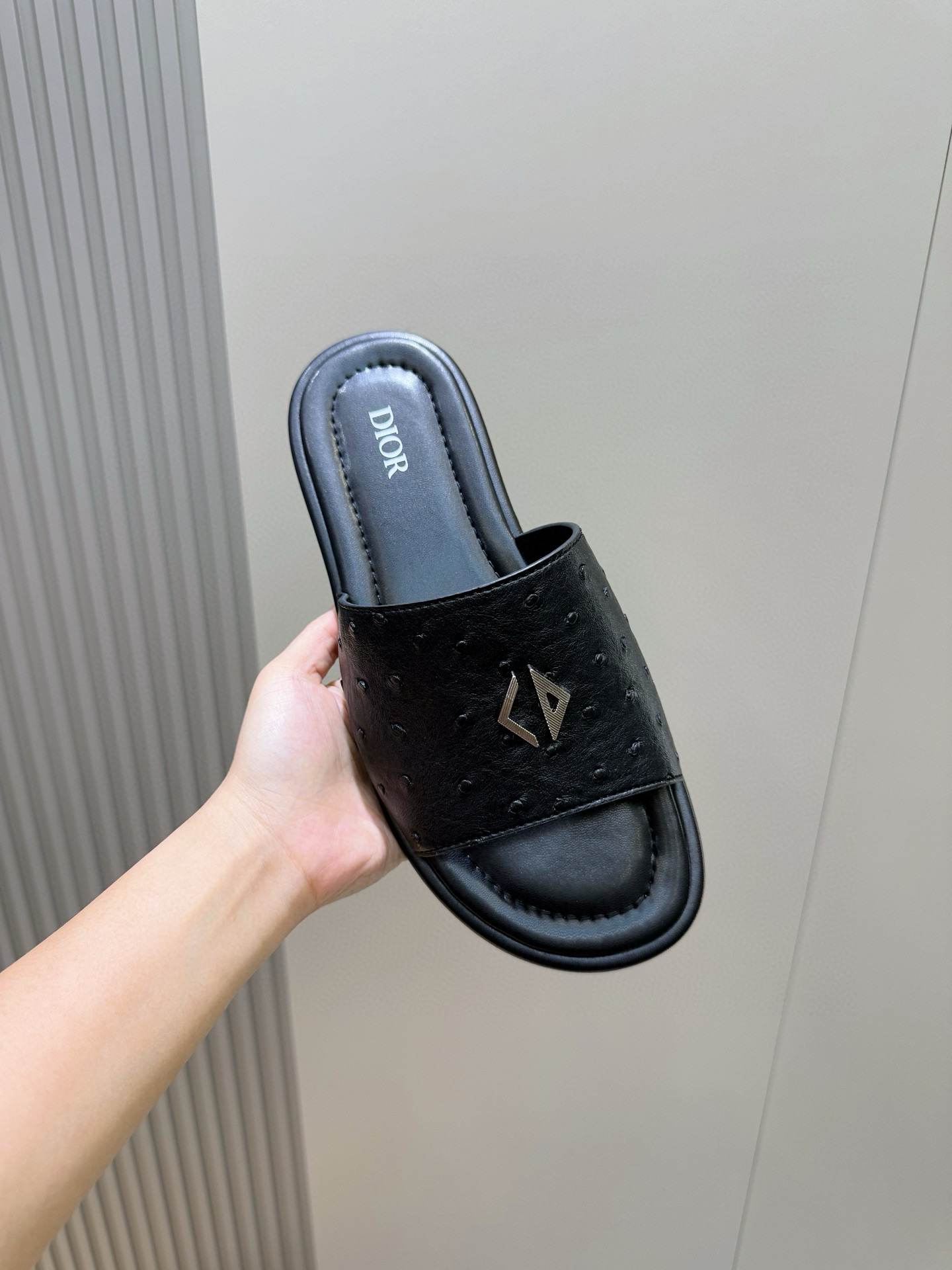 디올 남자 슬리퍼
