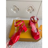 루이비통 여자 샌들 5.5