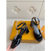 루이비통 여자 샌들 5.5cm