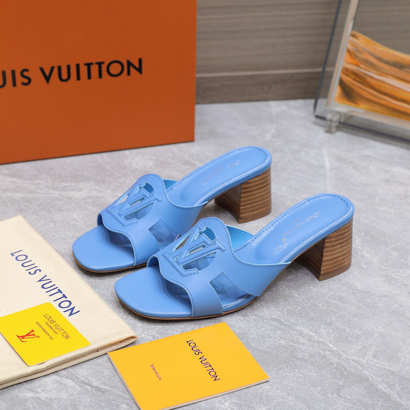 루이비통 여자 슬리퍼 5.5cm