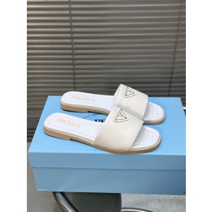 프라다 여자 슬리퍼