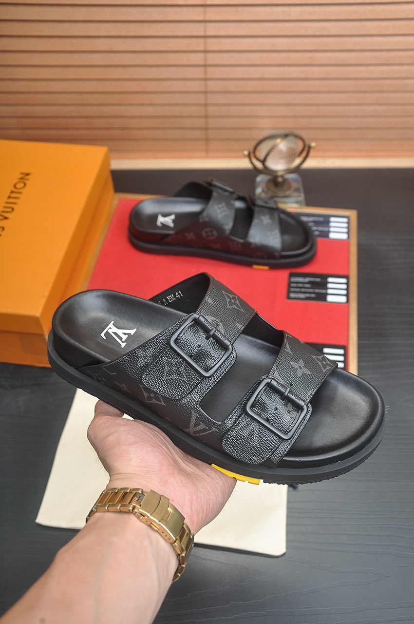 루이비통 남자 슬리퍼