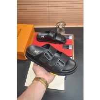 루이비통 남자 슬리퍼