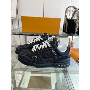 루이비통 트레이너 남녀공용 신발 운동화 스니커즈