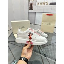 알렉산더 맥퀸 남녀공용 신발 운동화 스니커즈