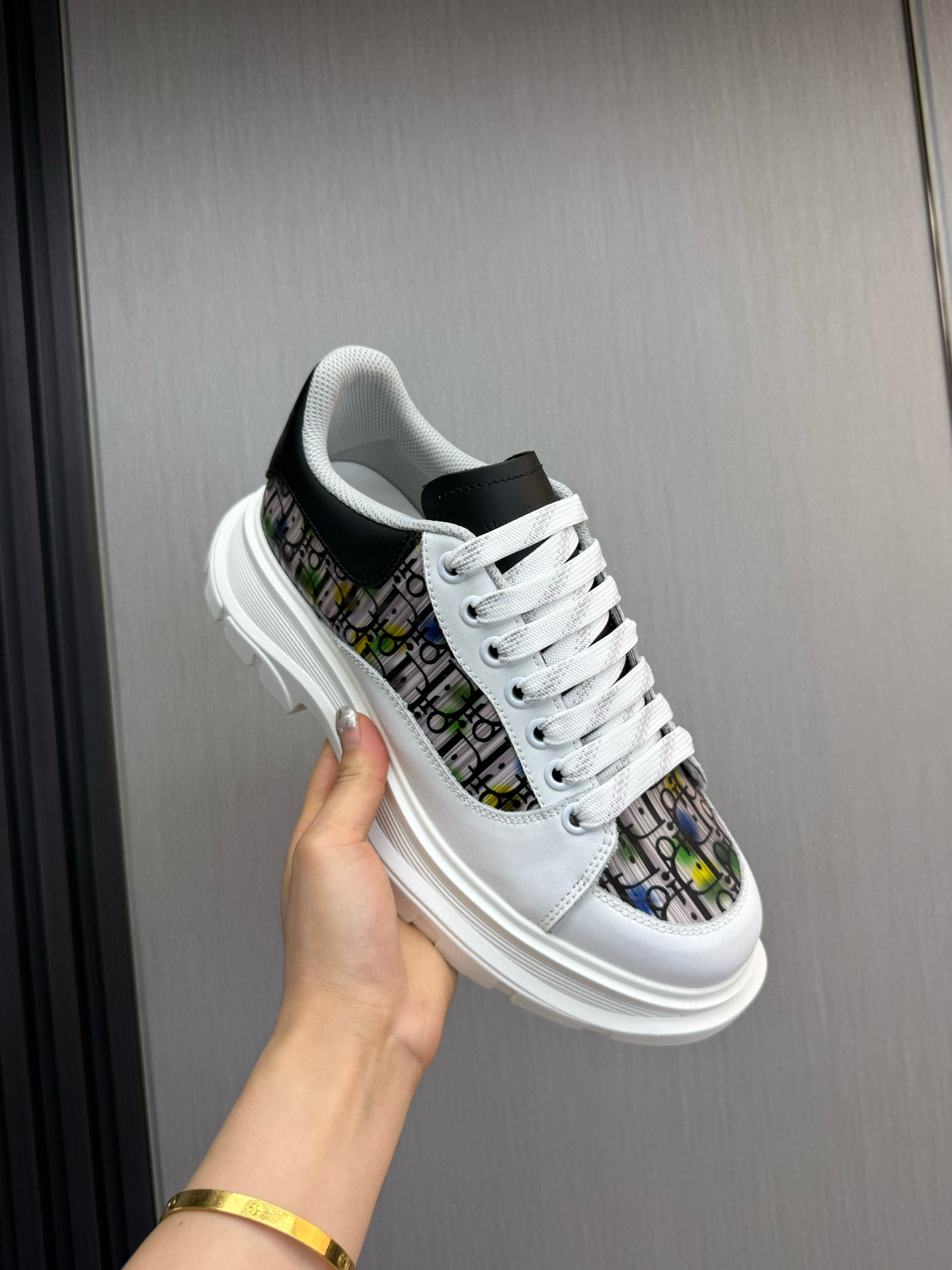 알렉산더 맥퀸 남녀공용 신발 운동화 스니커즈