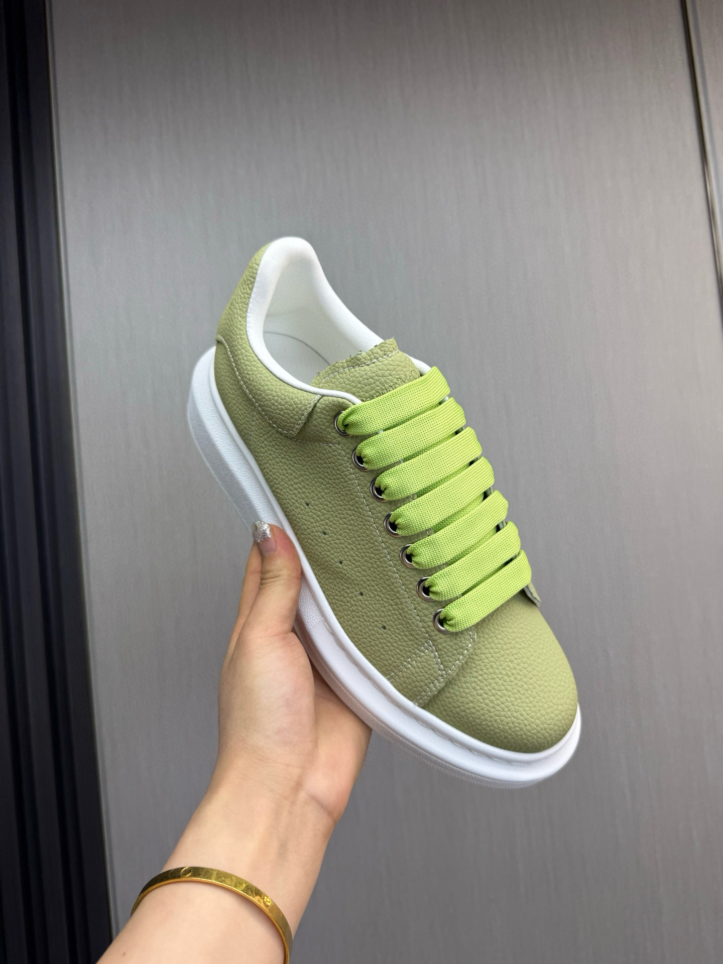 알렉산더 맥퀸 남녀공용 신발 운동화 스니커즈