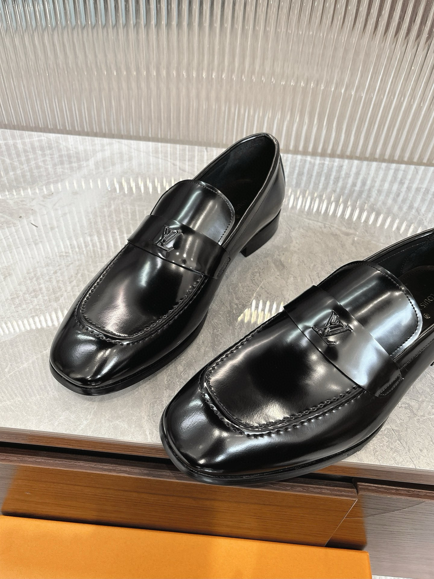 루이비통 남자 구두