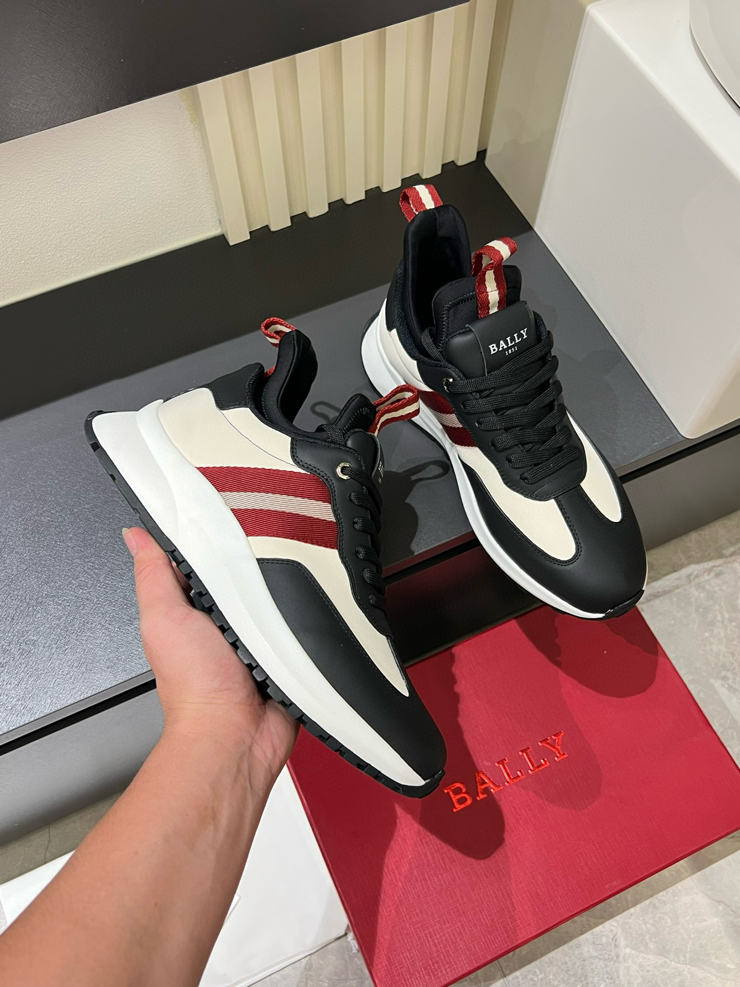 발리 남자 신발 운동화 스니커즈