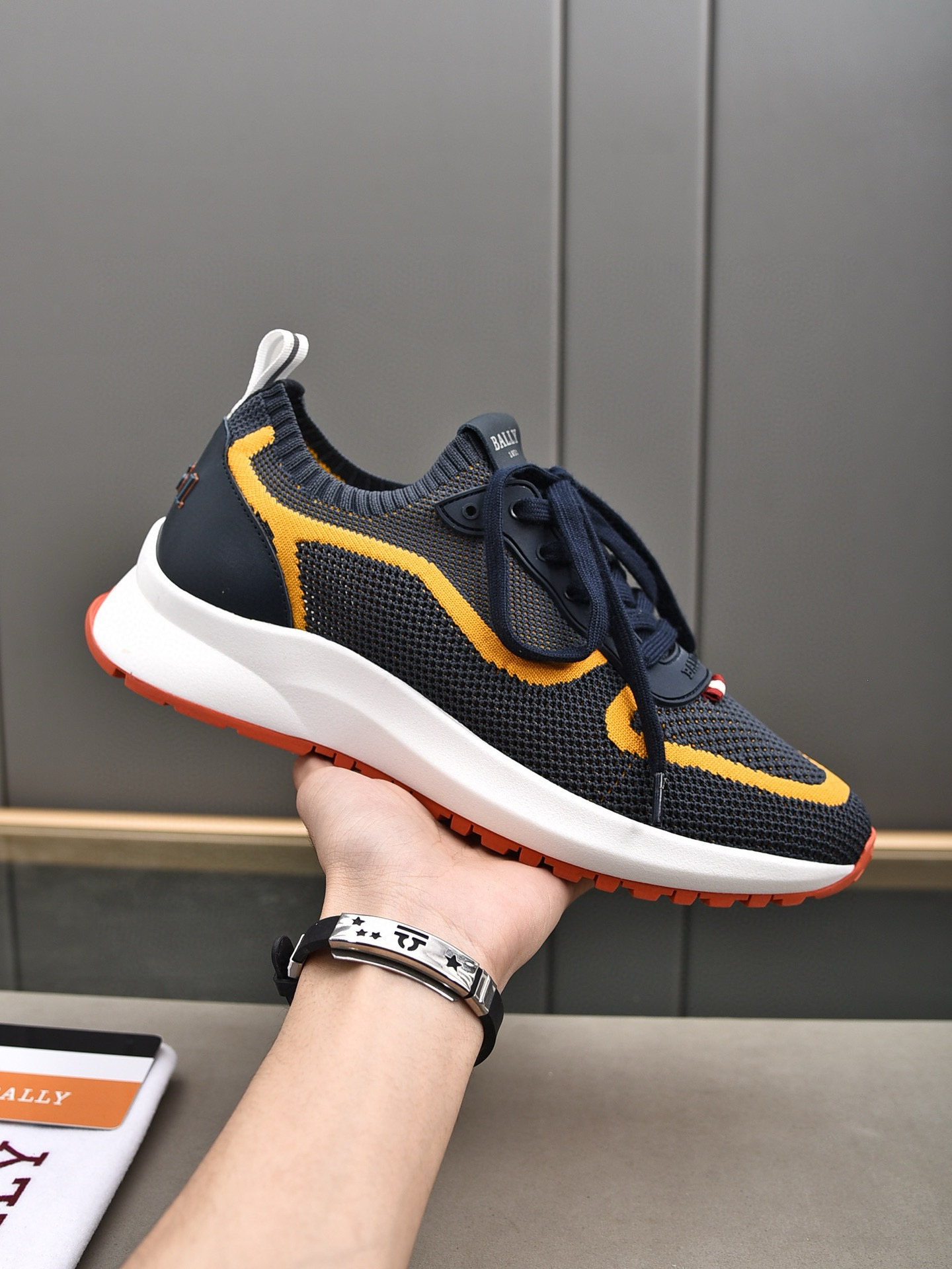 발리 남자 신발 운동화 스니커즈