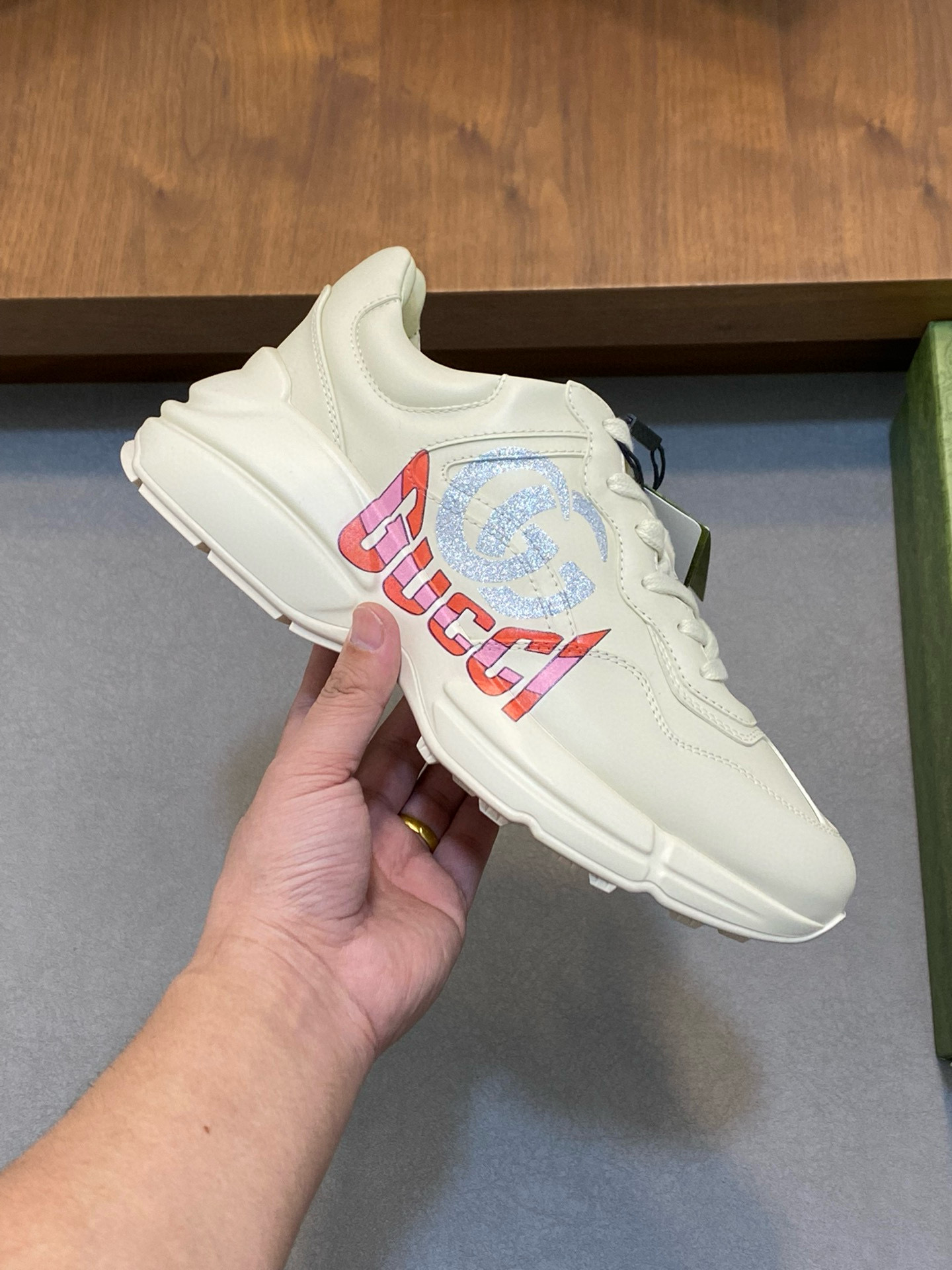 구찌 라이톤 남녀공용 신발 운동화 스니커즈