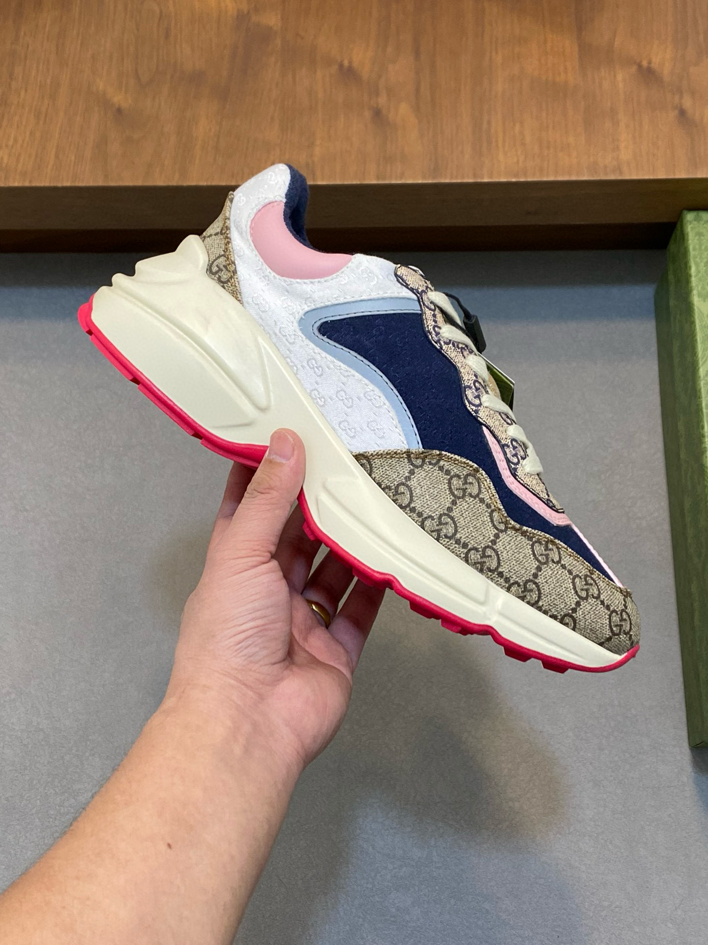 구찌 라이톤 남녀공용 신발 운동화 스니커즈