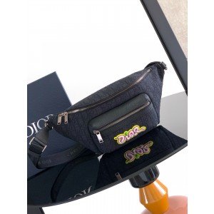 디올 벨트백 힙색 슬링백 허리가방