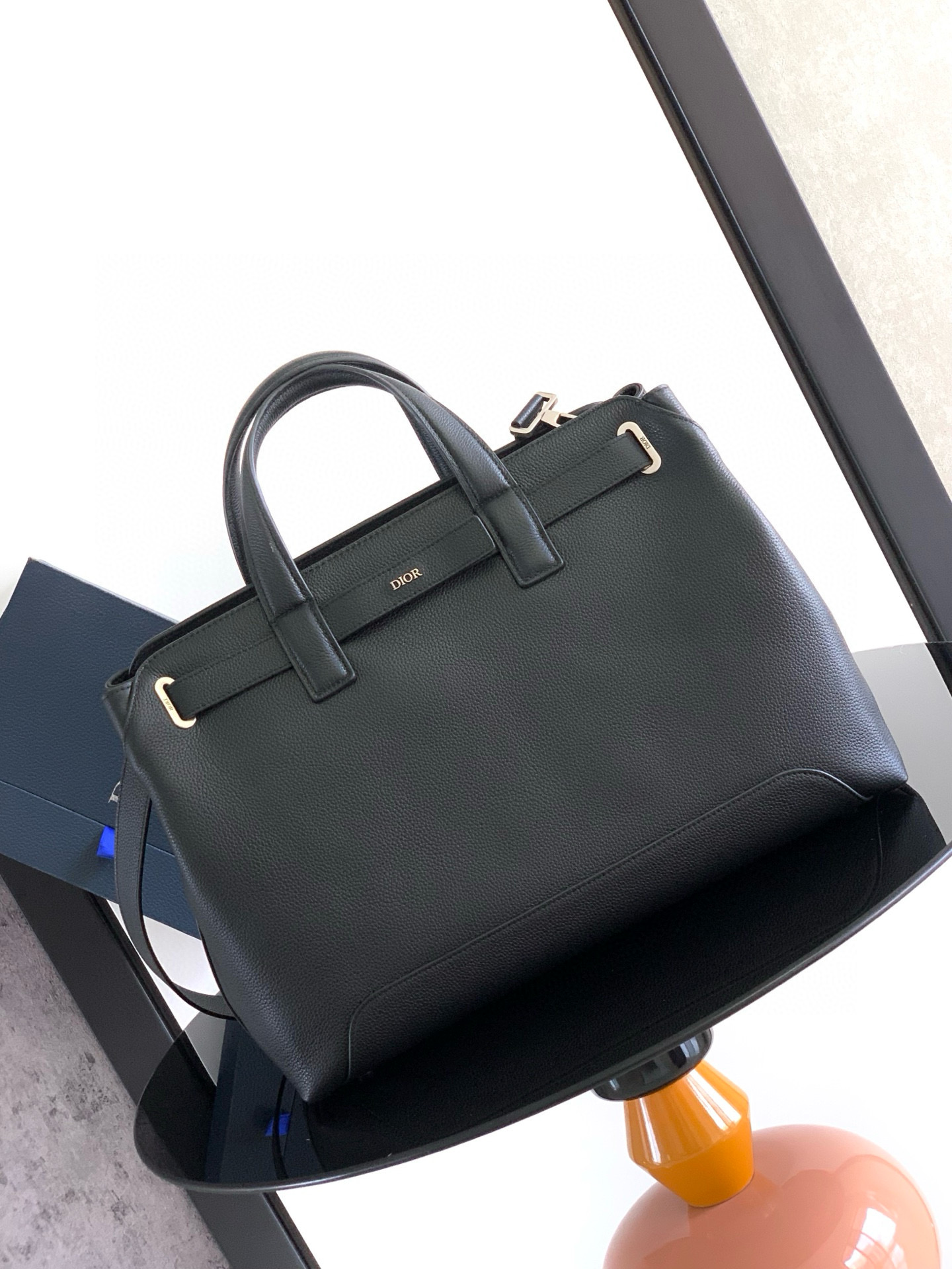 디올 서류가방