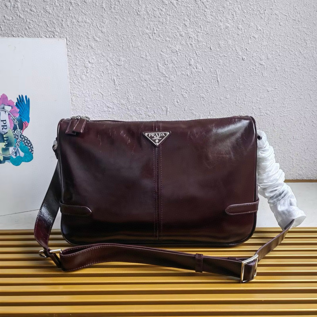 프라다 2VH187 남자가방