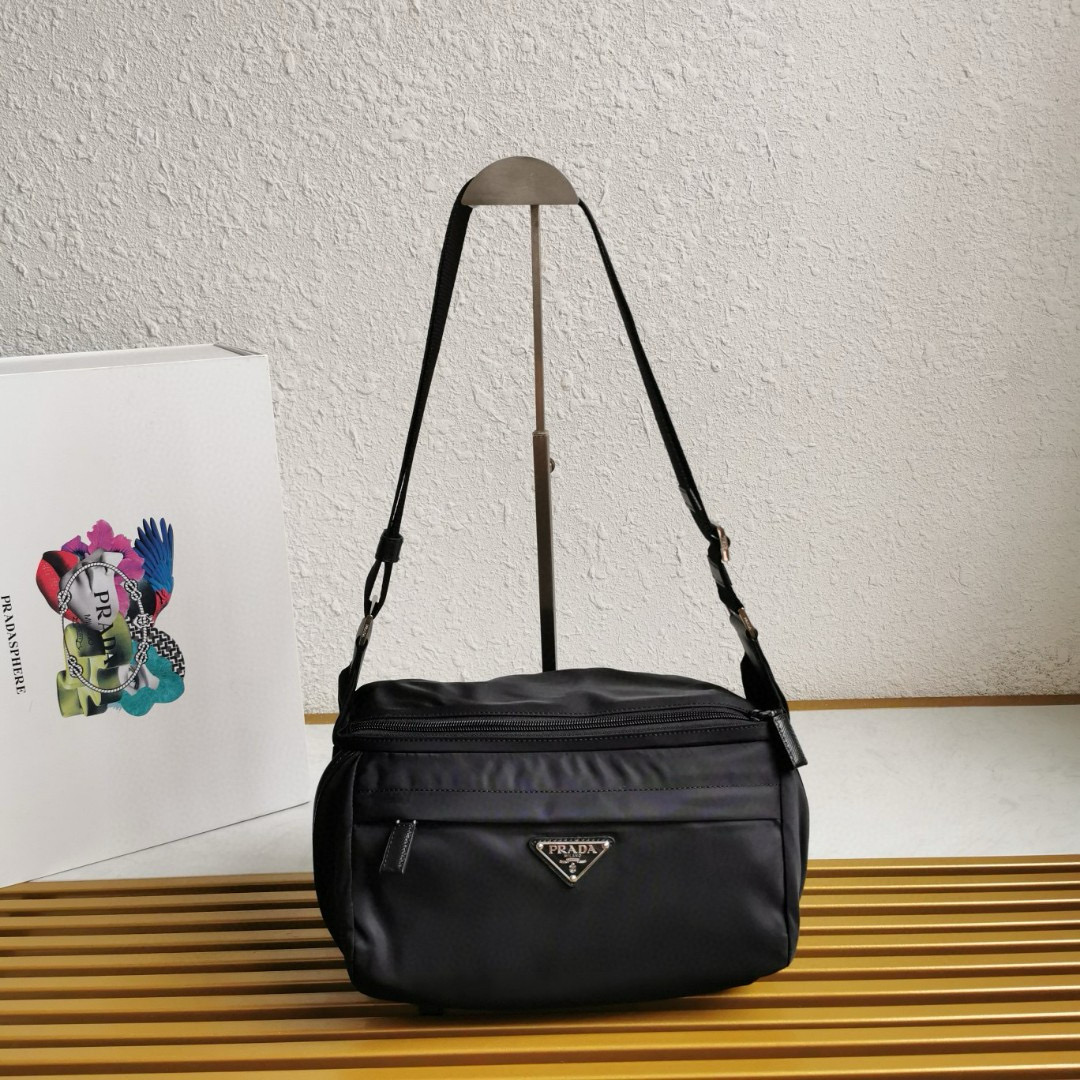 프라다 2VH994 남녀공용가방