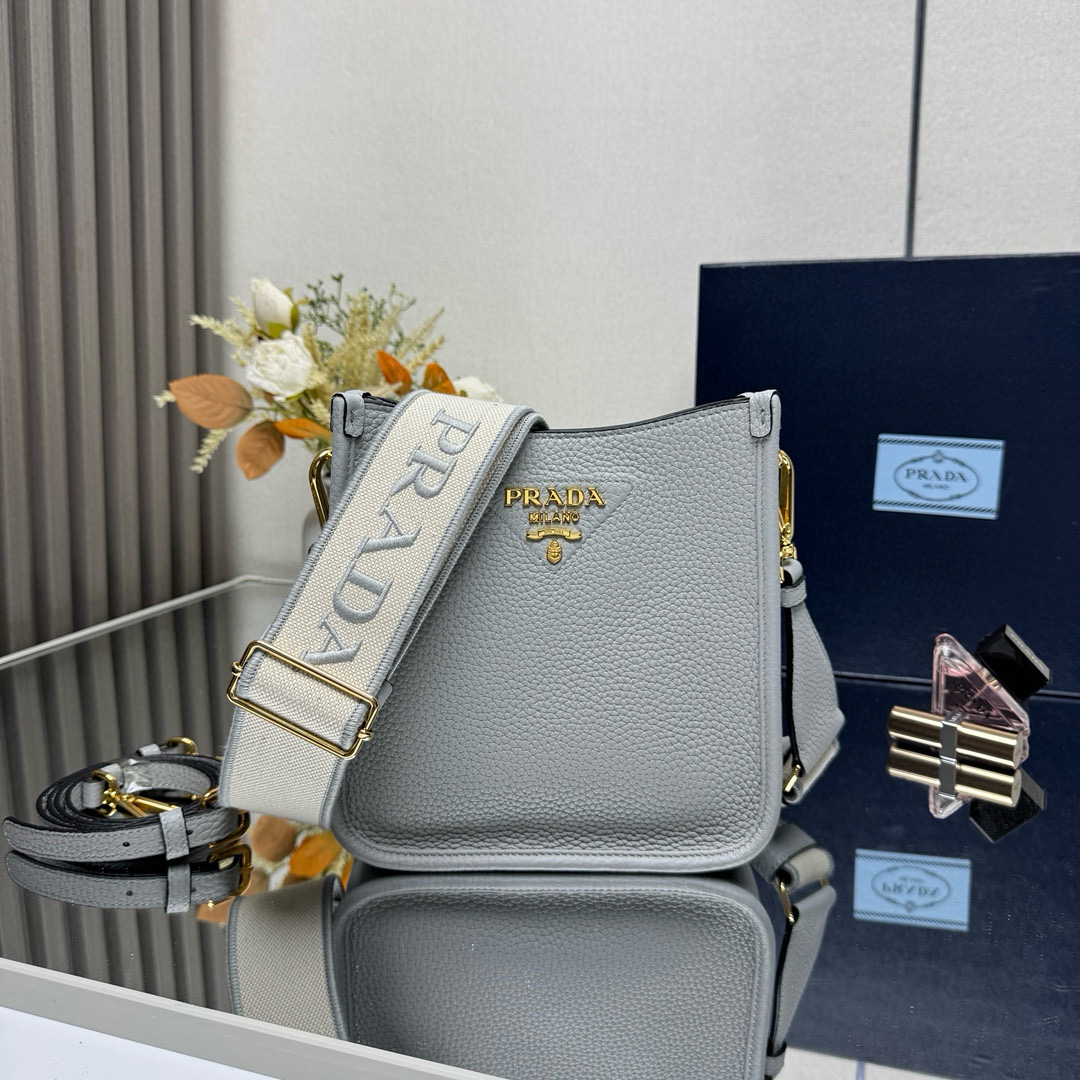 프라다 1BH191 여자가방