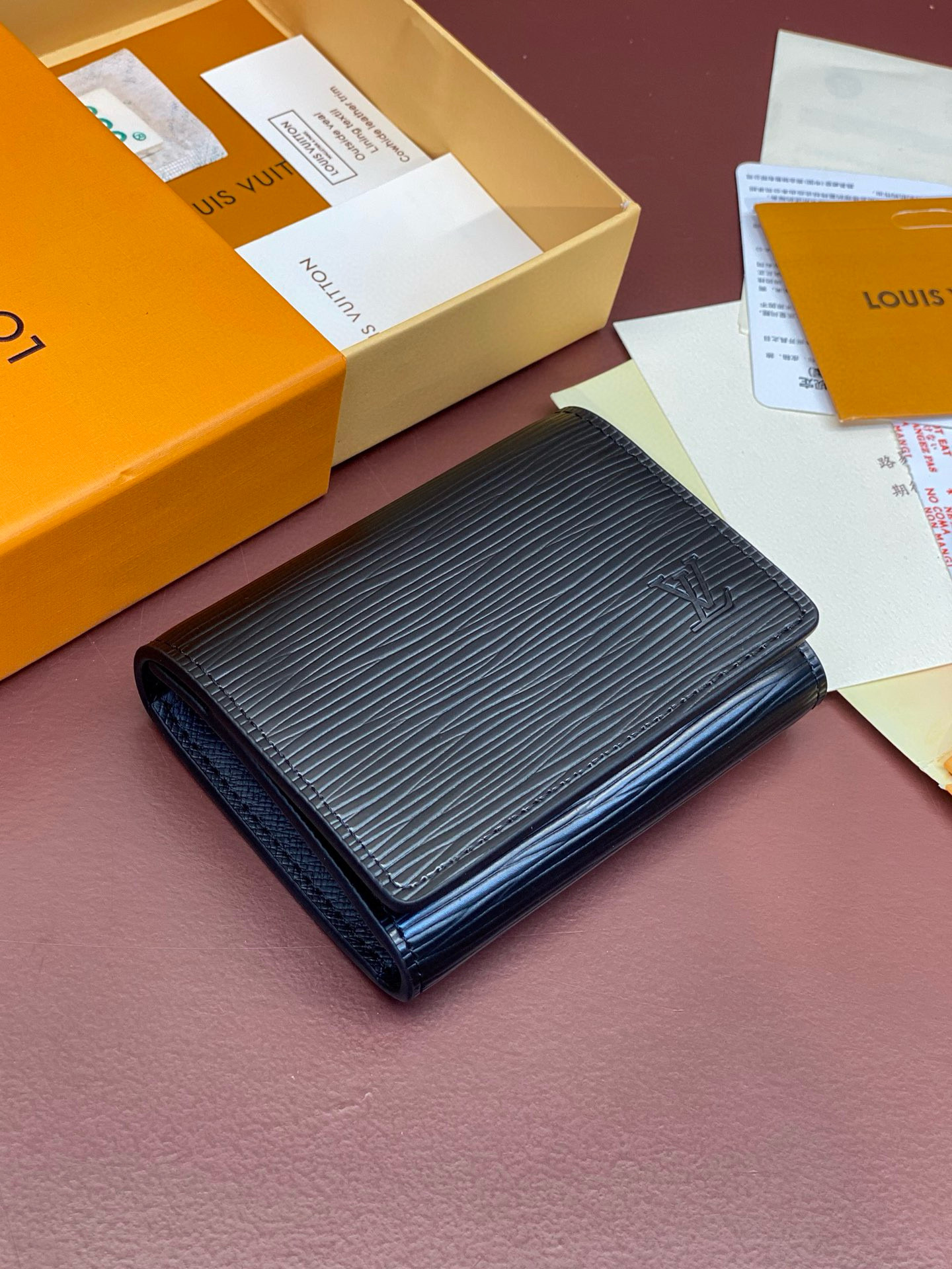 루이비통 카드지갑 M62292