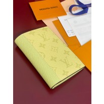 루이비통 여권지갑 M14115