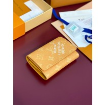 루이비통 여자 반지갑 M13222