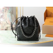 루이비통 M13484 여자가방